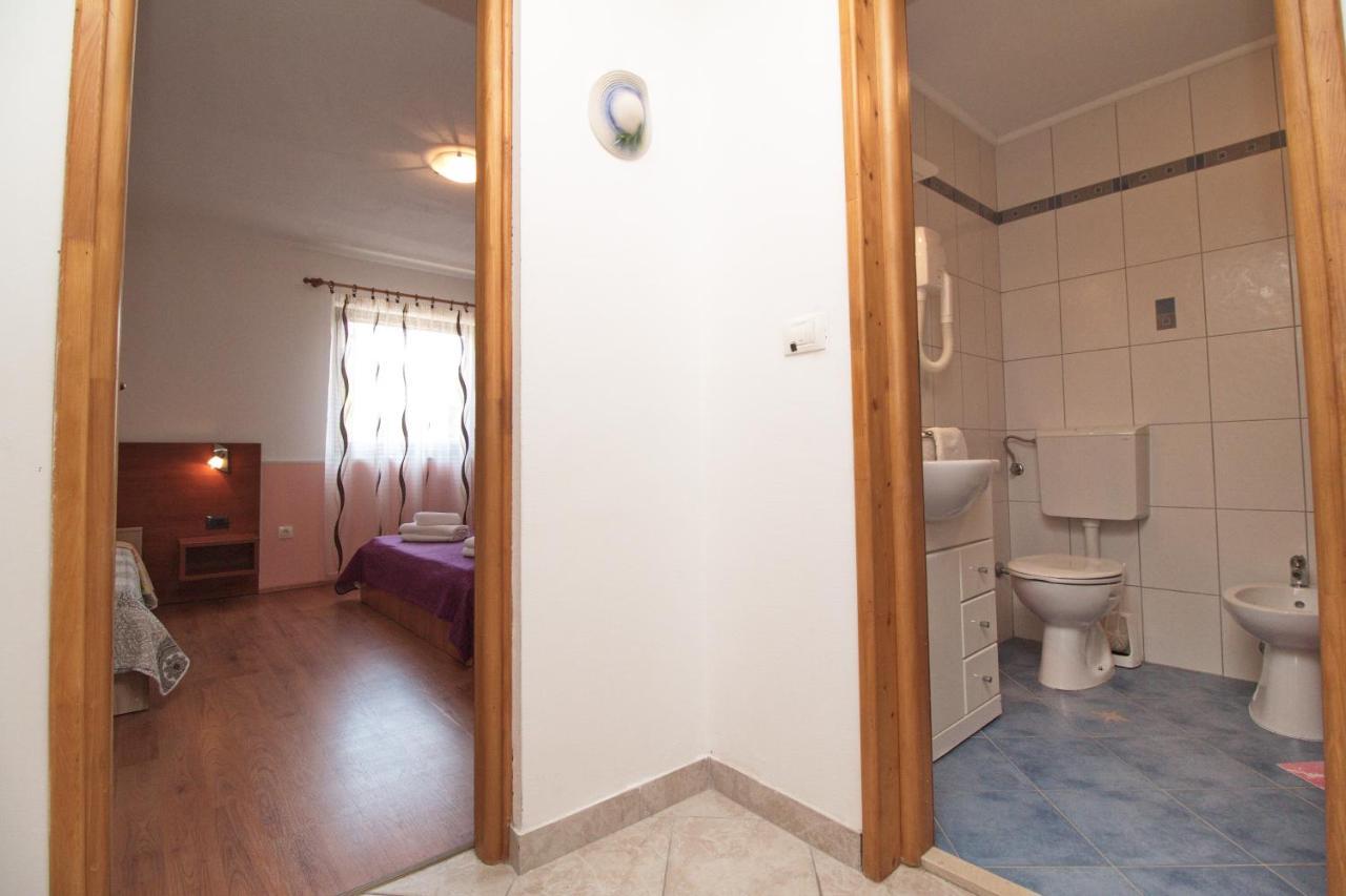 Apartments Lidija Ρόβινι Εξωτερικό φωτογραφία