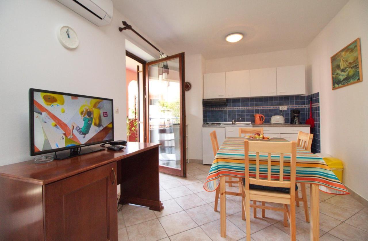 Apartments Lidija Ρόβινι Εξωτερικό φωτογραφία