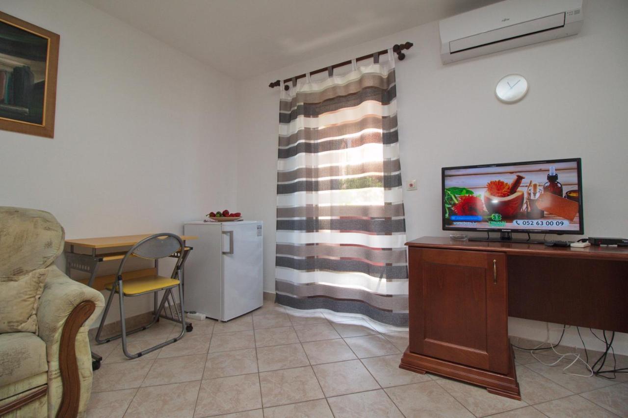 Apartments Lidija Ρόβινι Εξωτερικό φωτογραφία