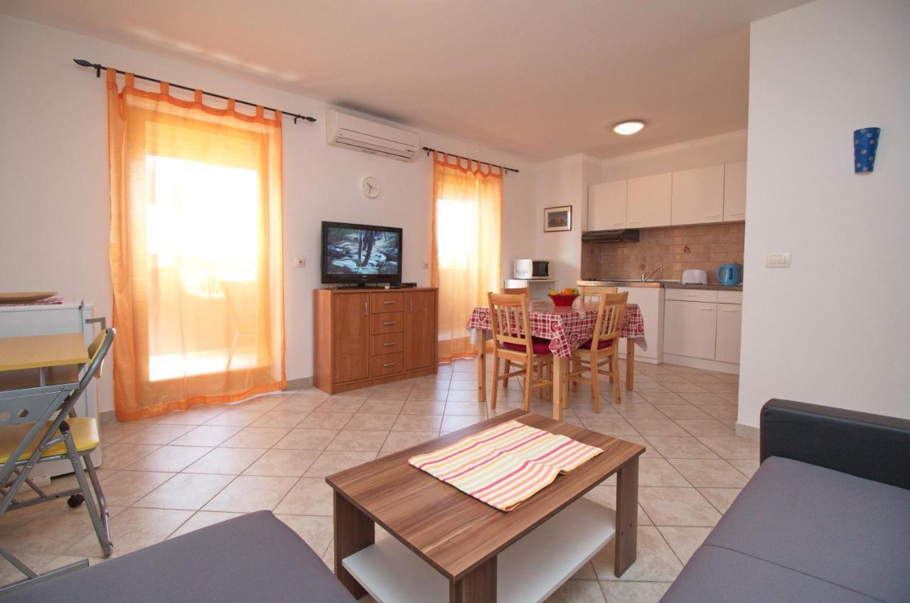 Apartments Lidija Ρόβινι Εξωτερικό φωτογραφία