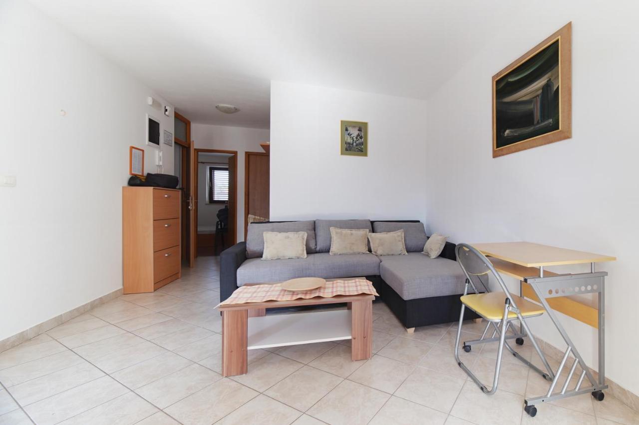 Apartments Lidija Ρόβινι Εξωτερικό φωτογραφία